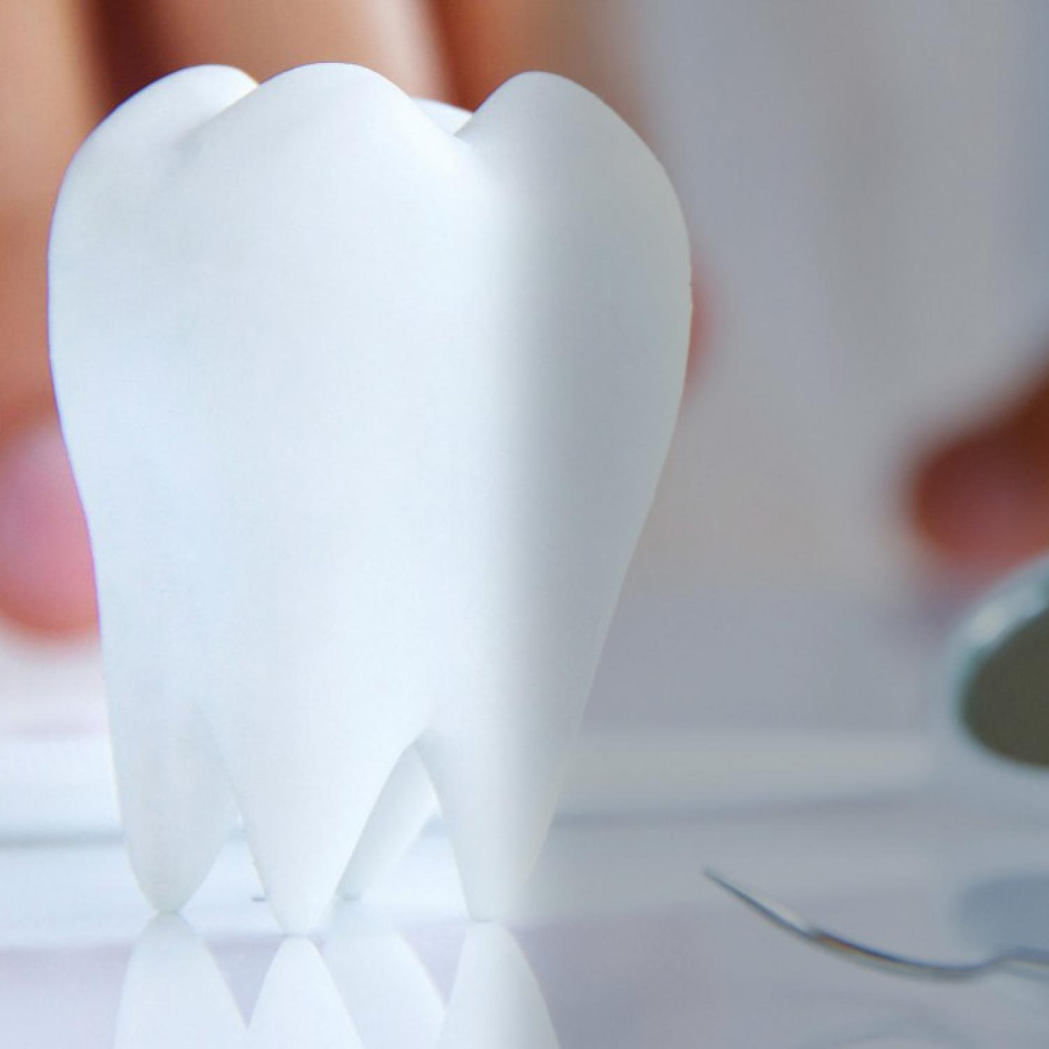 Bembeyaz Dişlere Sahip Olmak İçin İzlemeniz Gereken Adımlar - Batı Ortodonti